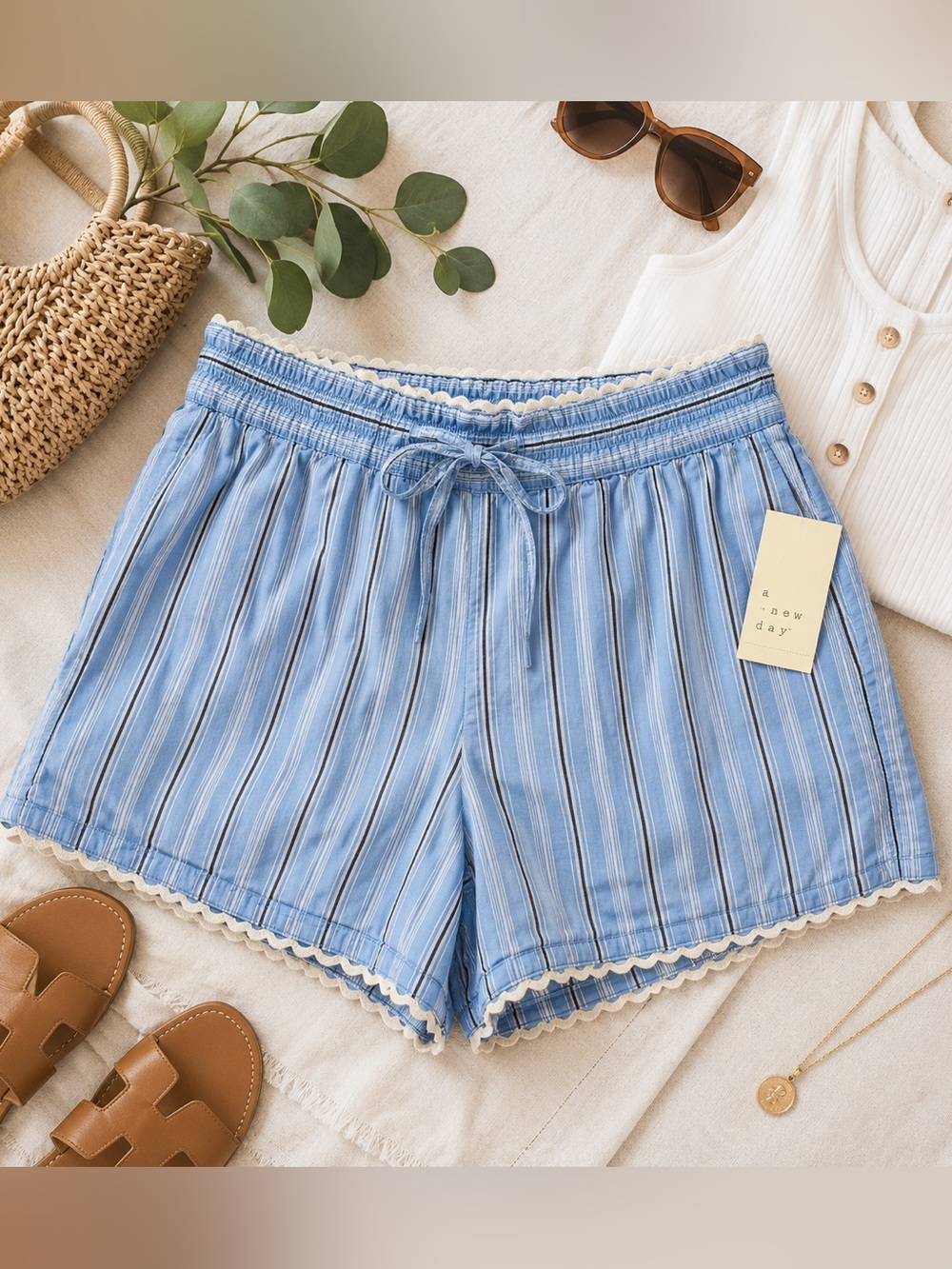 NWT A New Day Blue Striped Pull On Shorts Women’s Medium Coastal Casual